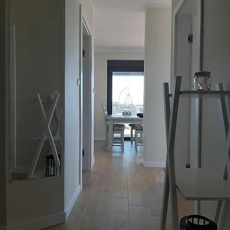 Aura Delux Seaside 公寓